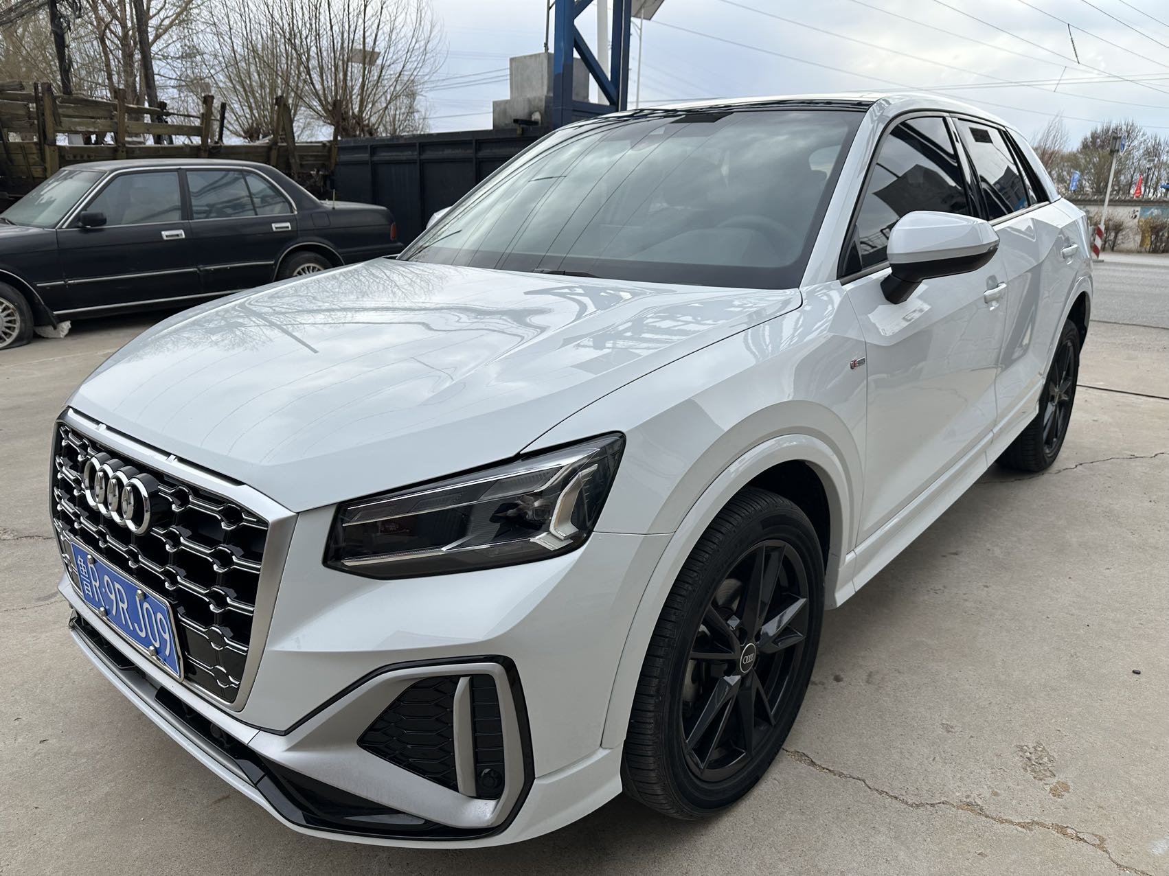 Audi Q2L