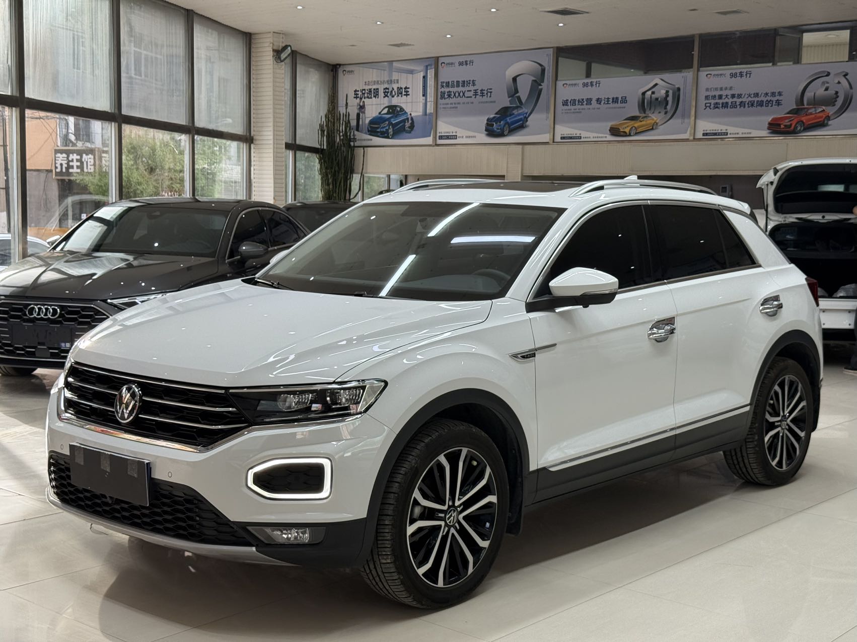Volkswagen 探歌