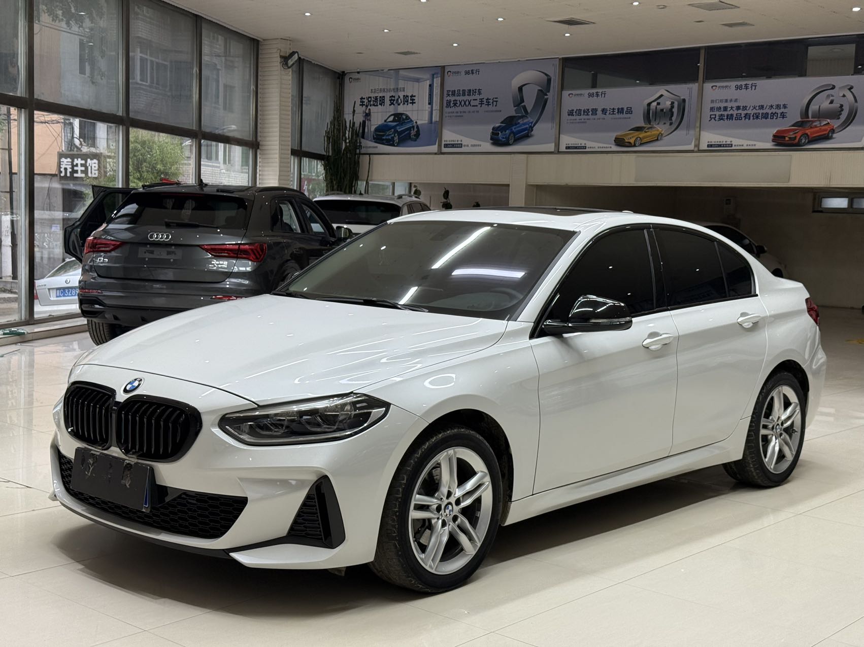 BMW 120i