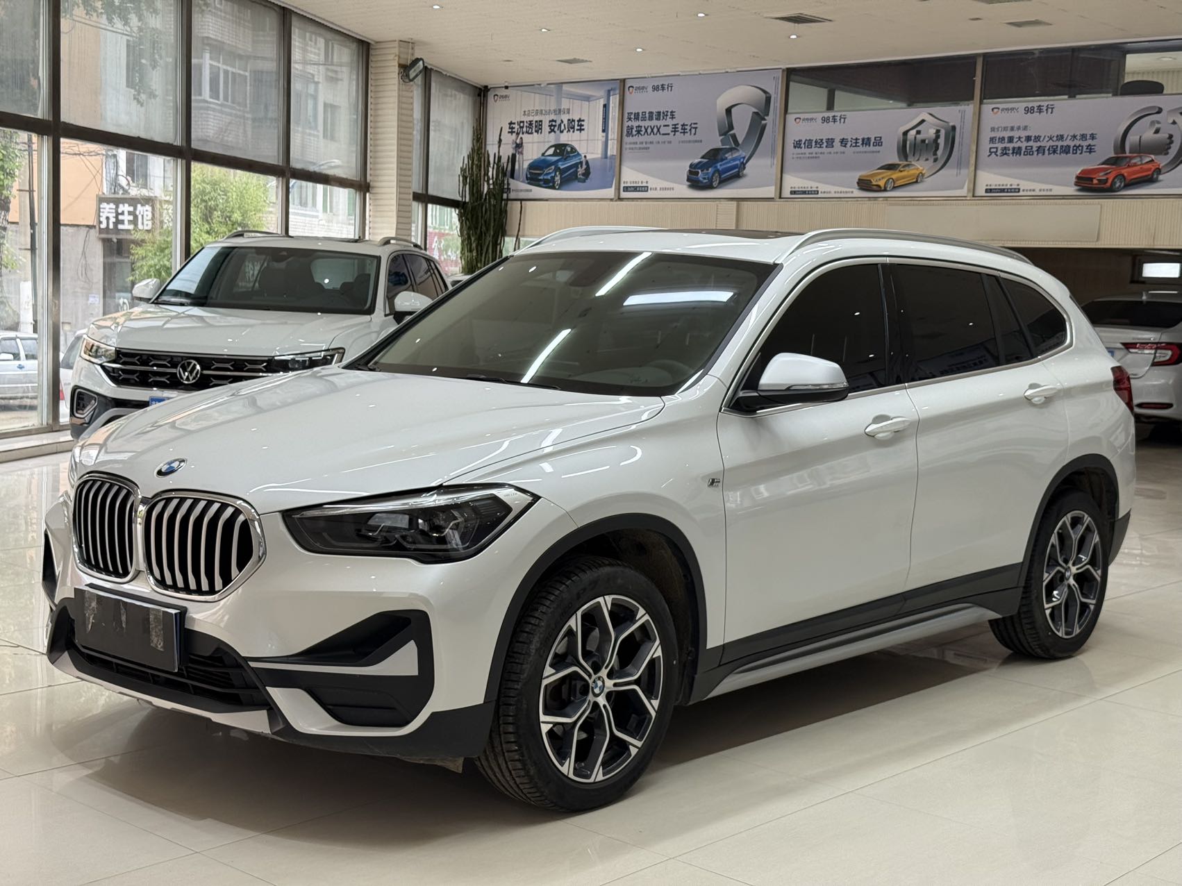 BMW 120i